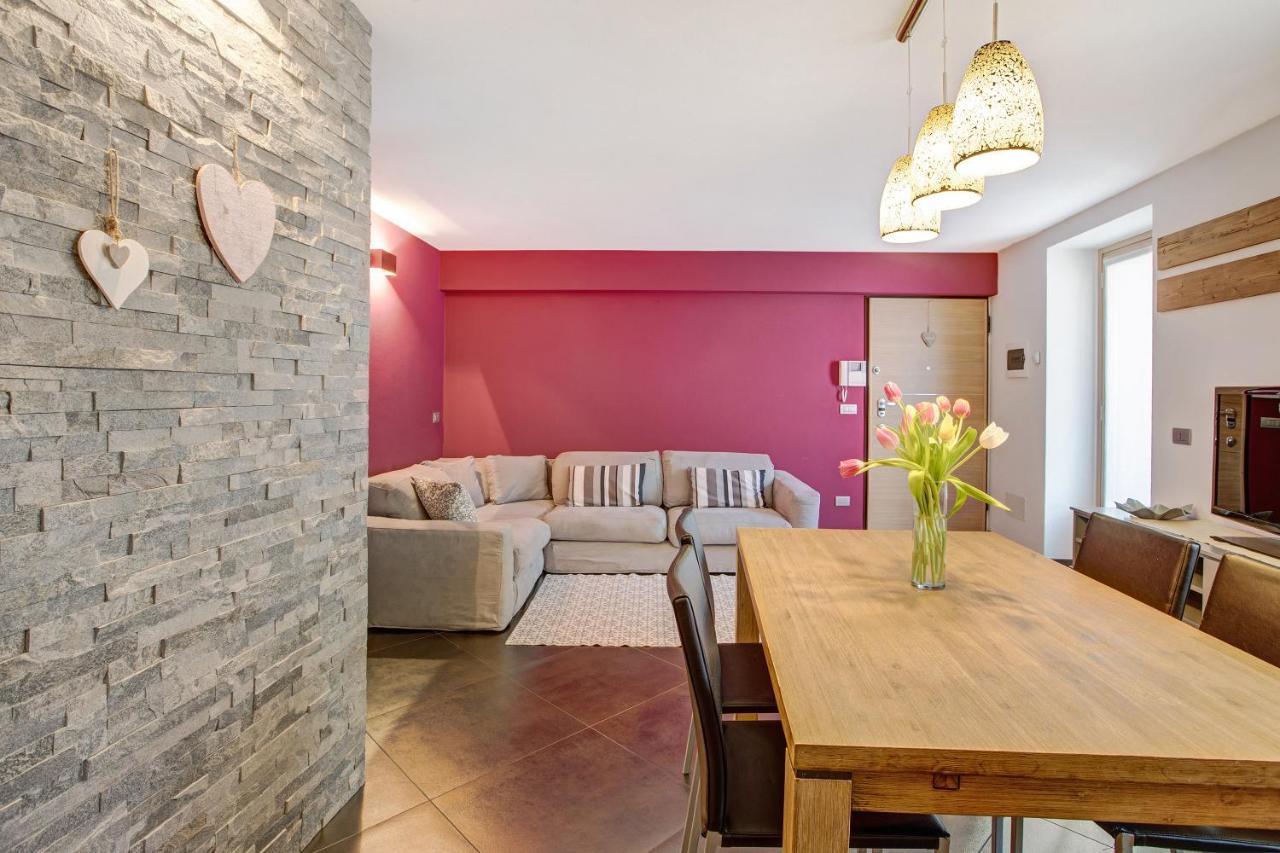 La Maison Du Bonheur Grosio Daire Dış mekan fotoğraf